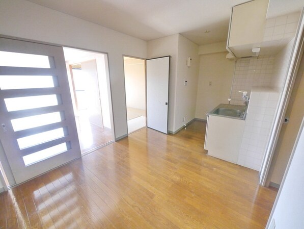 アーヴァンパレス松木の物件内観写真